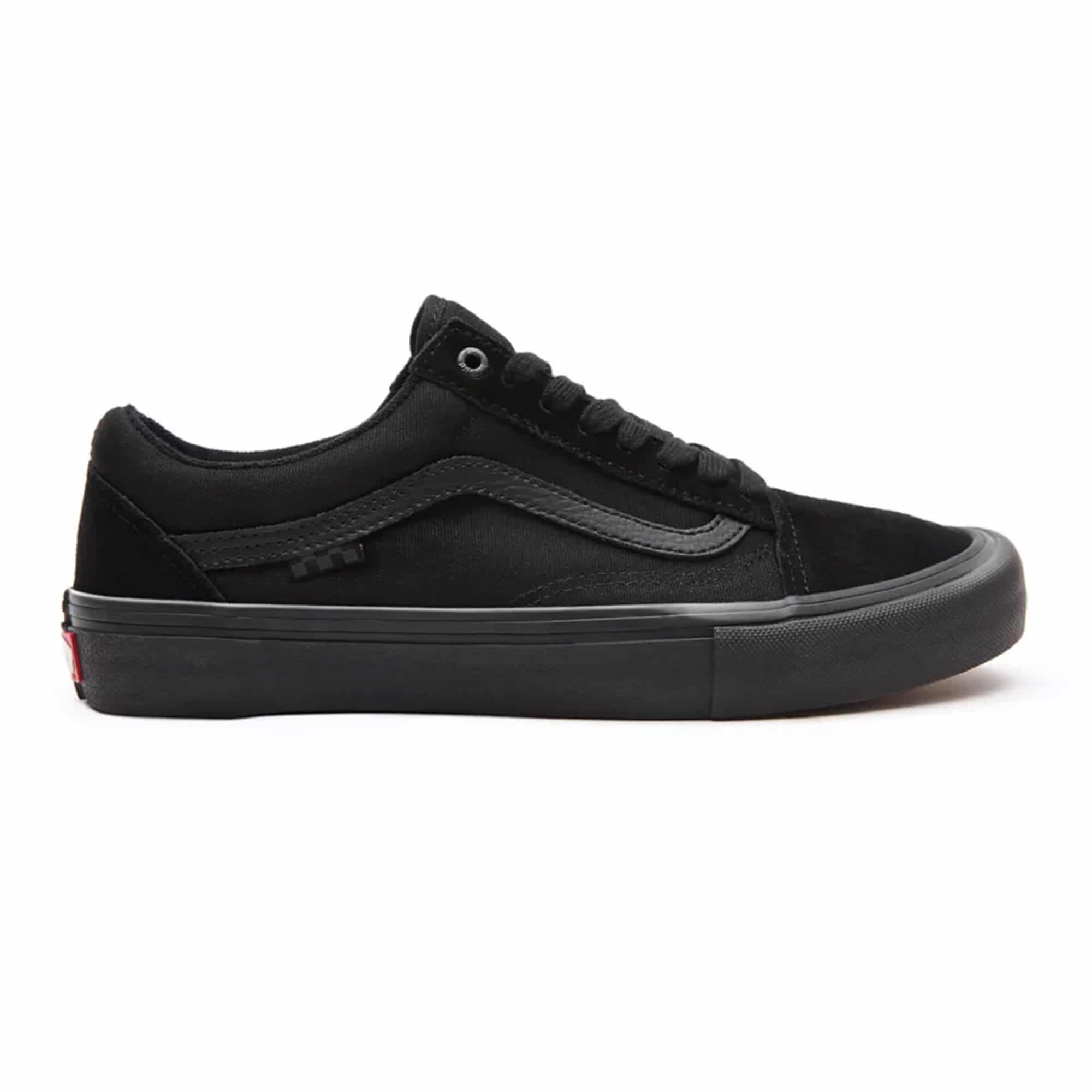 https://admin.plaze-shop.de/wp-content/uploads/2021/05/VN0A5FCBBKA1_Vans_Skate_Old_Skool_Black_Black_Plaze-Shop_8.jpg