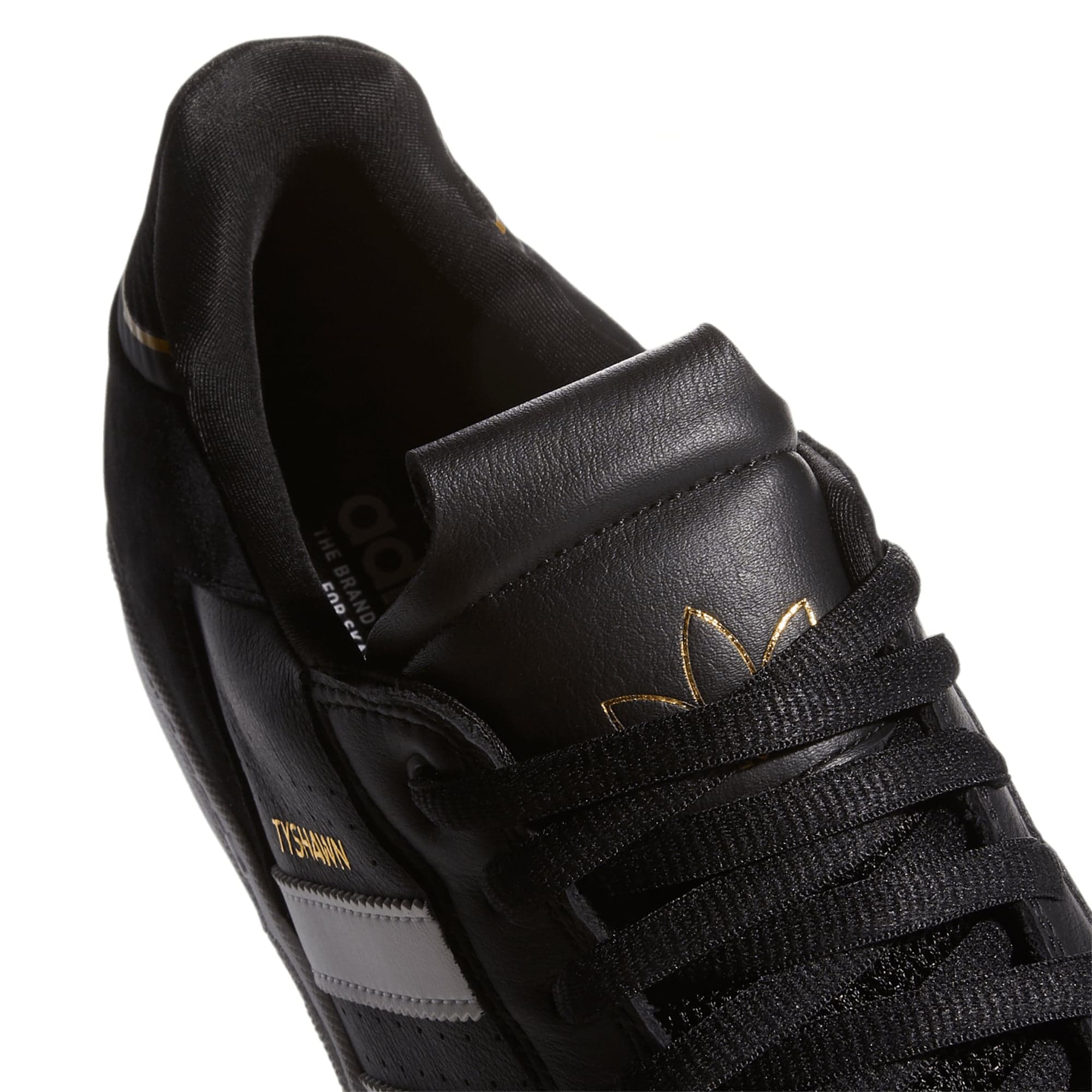 https://admin.plaze-shop.de/wp-content/uploads/2022/05/Adidas_Tyshawn_GW4891_black_white_gold_plaze-skateshop_7.jpg