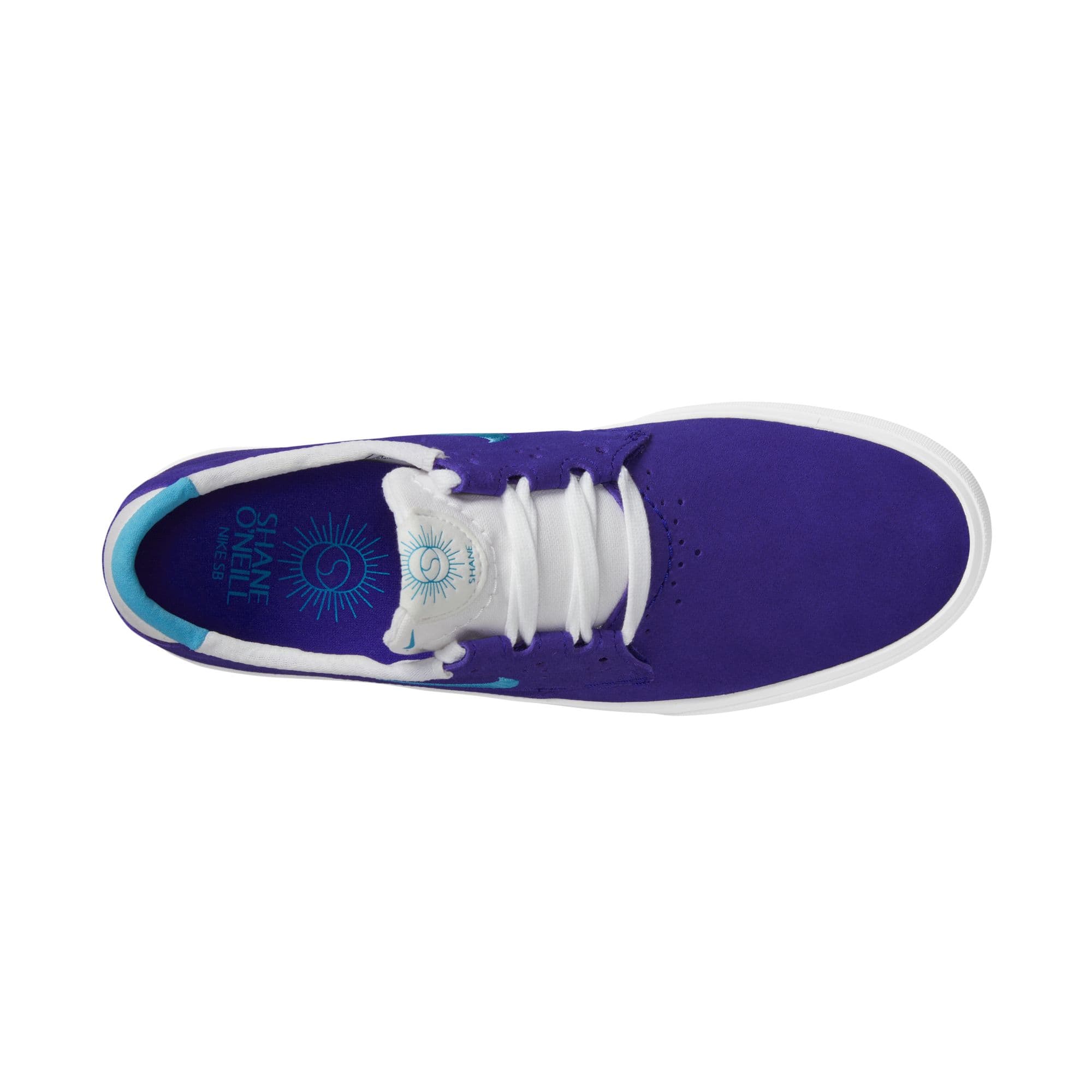 https://admin.plaze-shop.de/wp-content/uploads/2022/06/NikeSB_Shane_BV0657-407_plaze-shop_3.jpeg