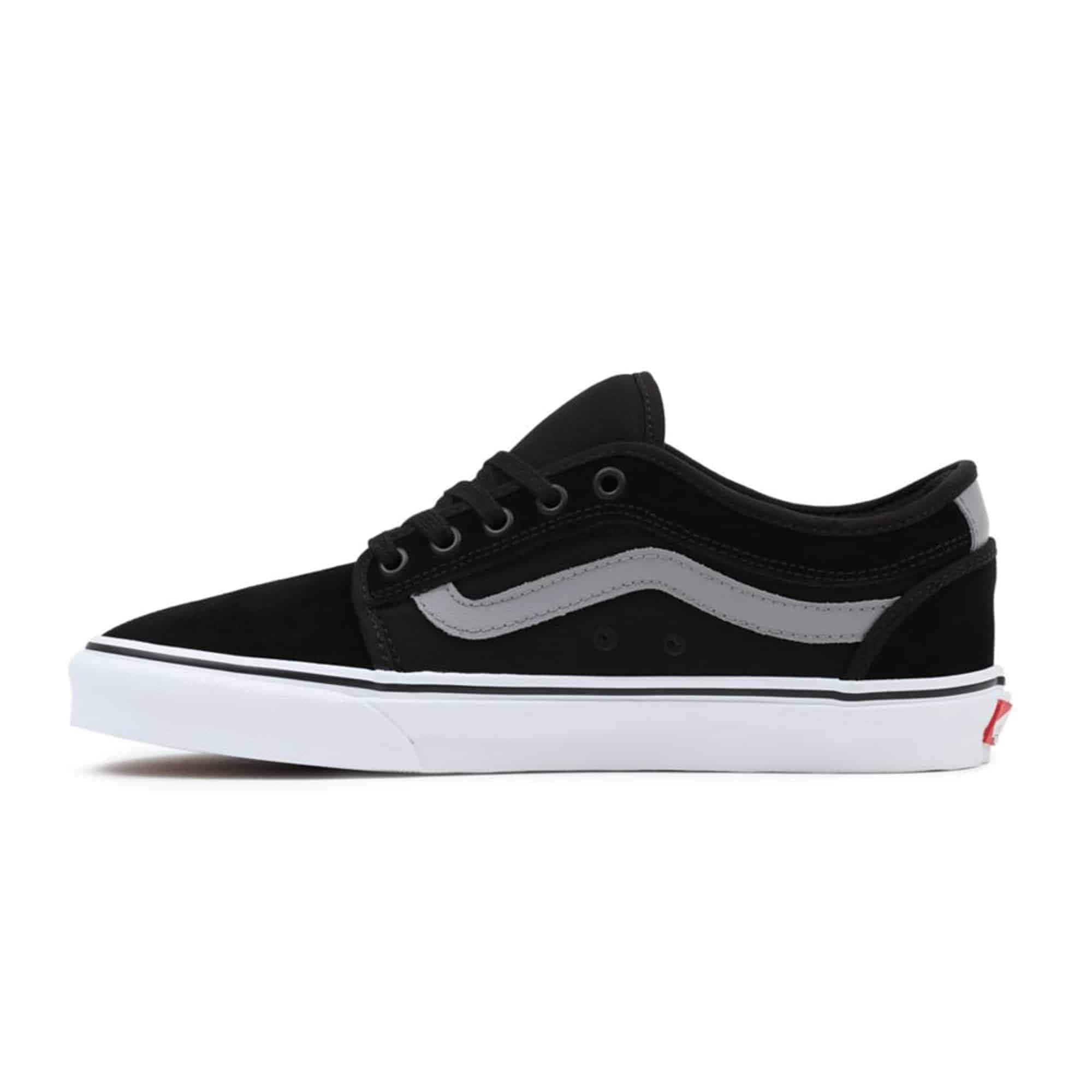 https://admin.plaze-shop.de/wp-content/uploads/2022/08/Vans_Chukka_Low_Sidestripe_black_gray_white_plaze-shop_2.jpg