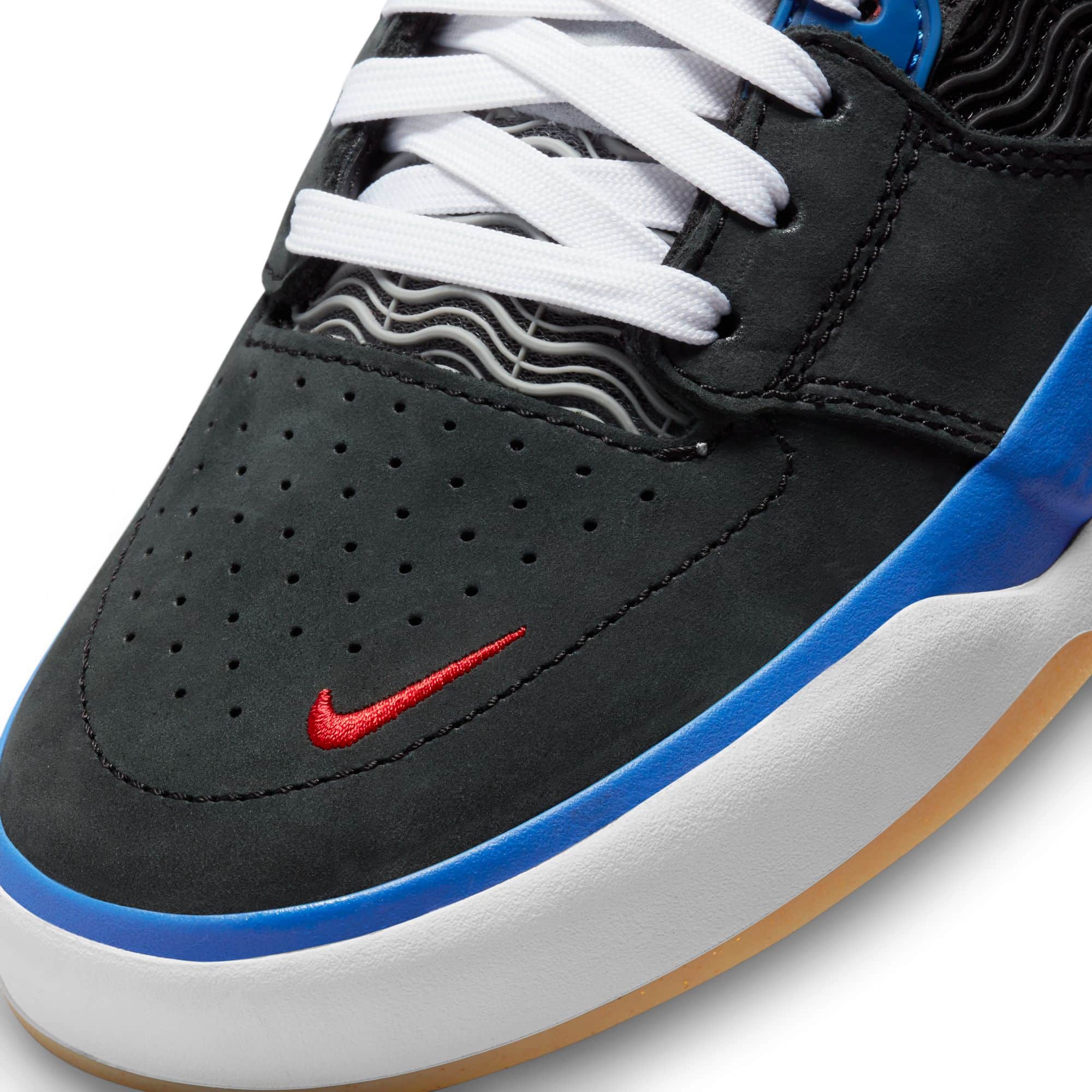 https://admin.plaze-shop.de/wp-content/uploads/2022/11/NikeSB_Ishod_PRM_DM0752-002_plaze-shop_3.jpeg