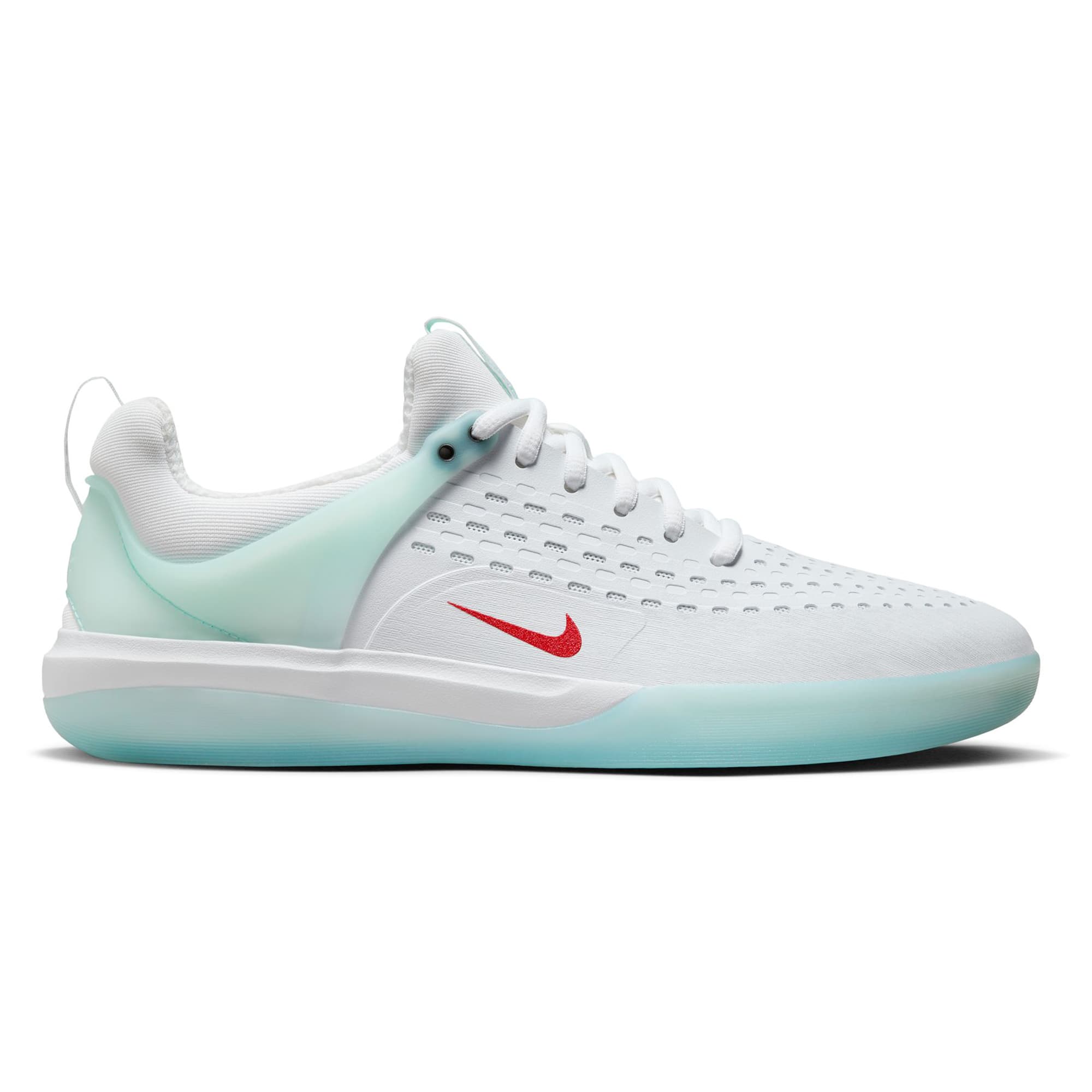 https://admin.plaze-shop.de/wp-content/uploads/2023/06/NIkeSB_Nyjah_DV7896_400_plaze-shop_1.jpeg