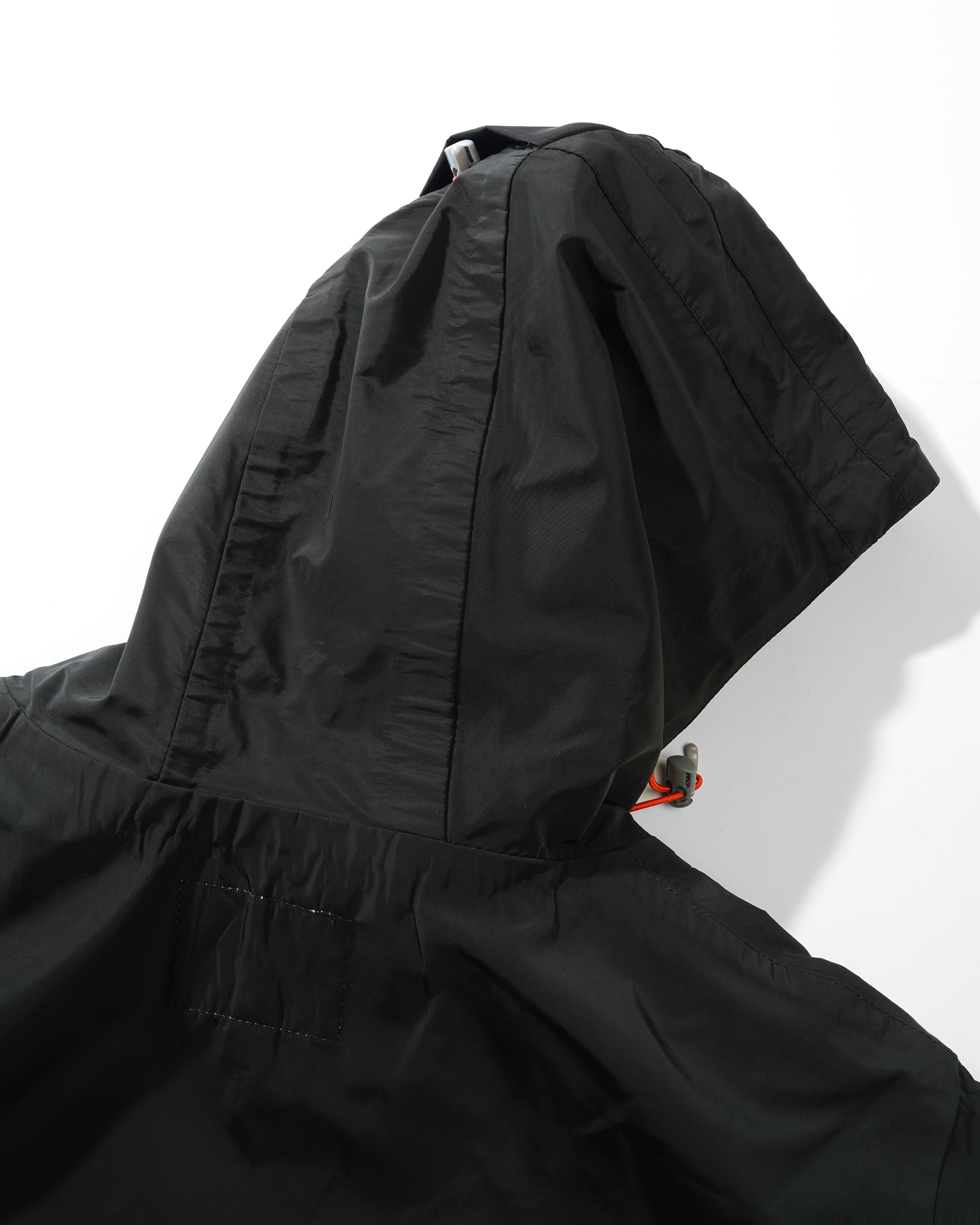 https://admin.plaze-shop.de/wp-content/uploads/2024/02/Buttergoods_T-Rain_Jacket_Black_Black_plaze-shop_3.jpg