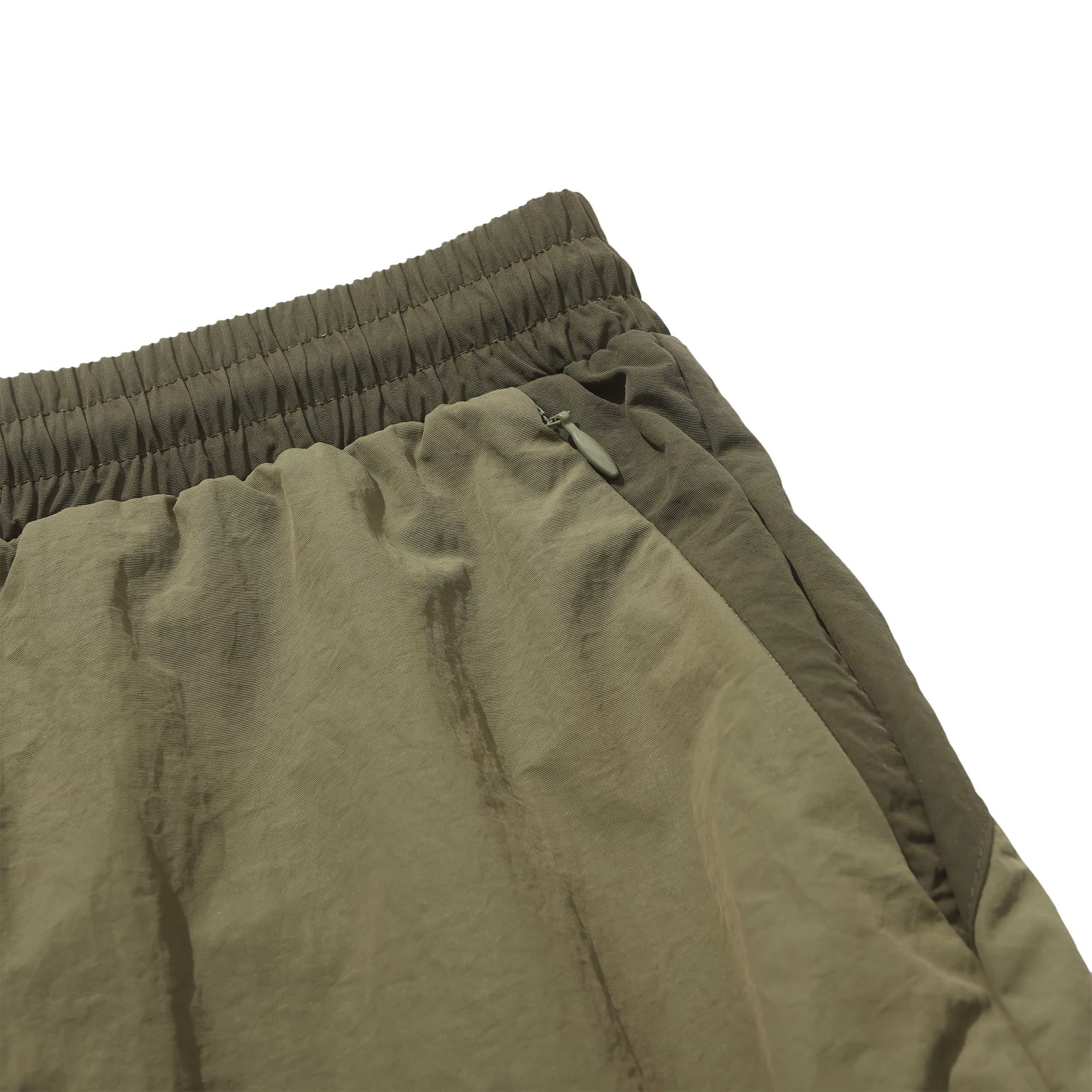 https://admin.plaze-shop.de/wp-content/uploads/2024/02/Helas_Discovery-Cargo-Short_khaki_plaze-skateshop_3.jpg