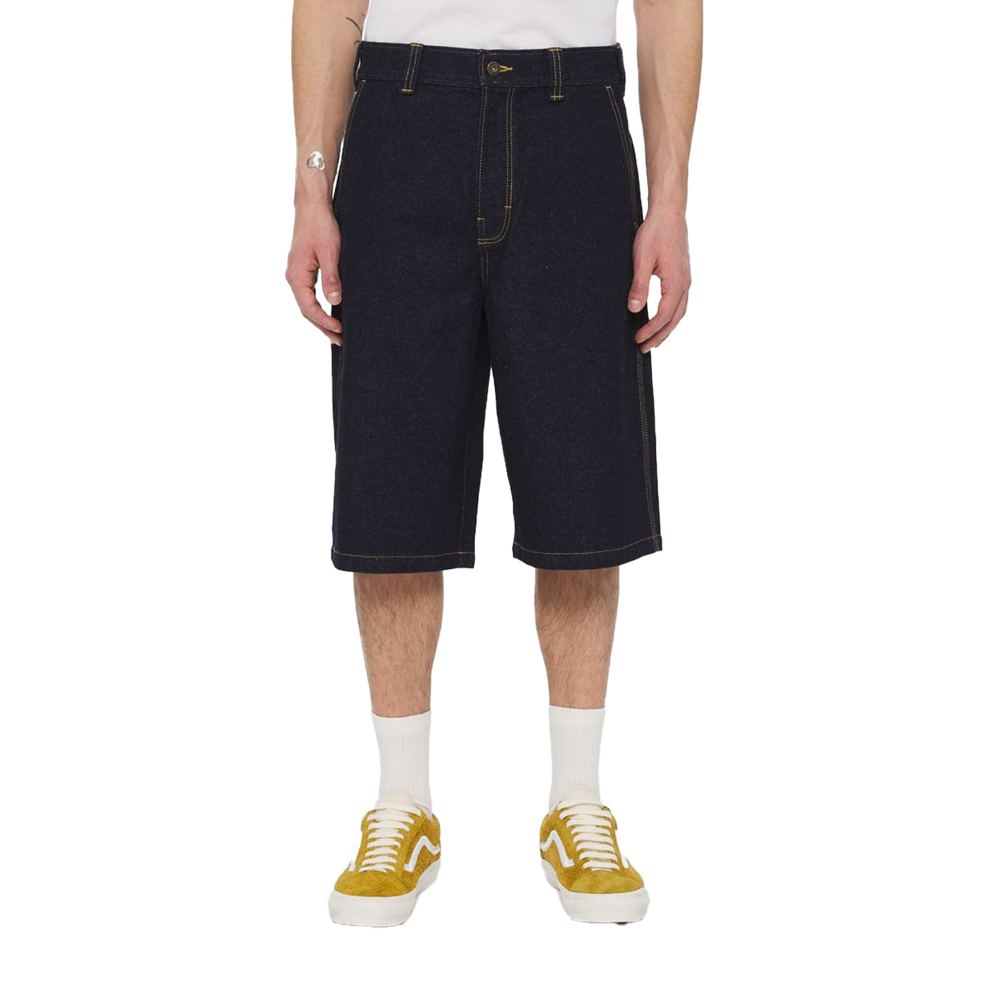 https://admin.plaze-shop.de/wp-content/uploads/2024/03/Dickies_Madison_Denim_Short_Rinsed_plaze-shop_1-3.jpg