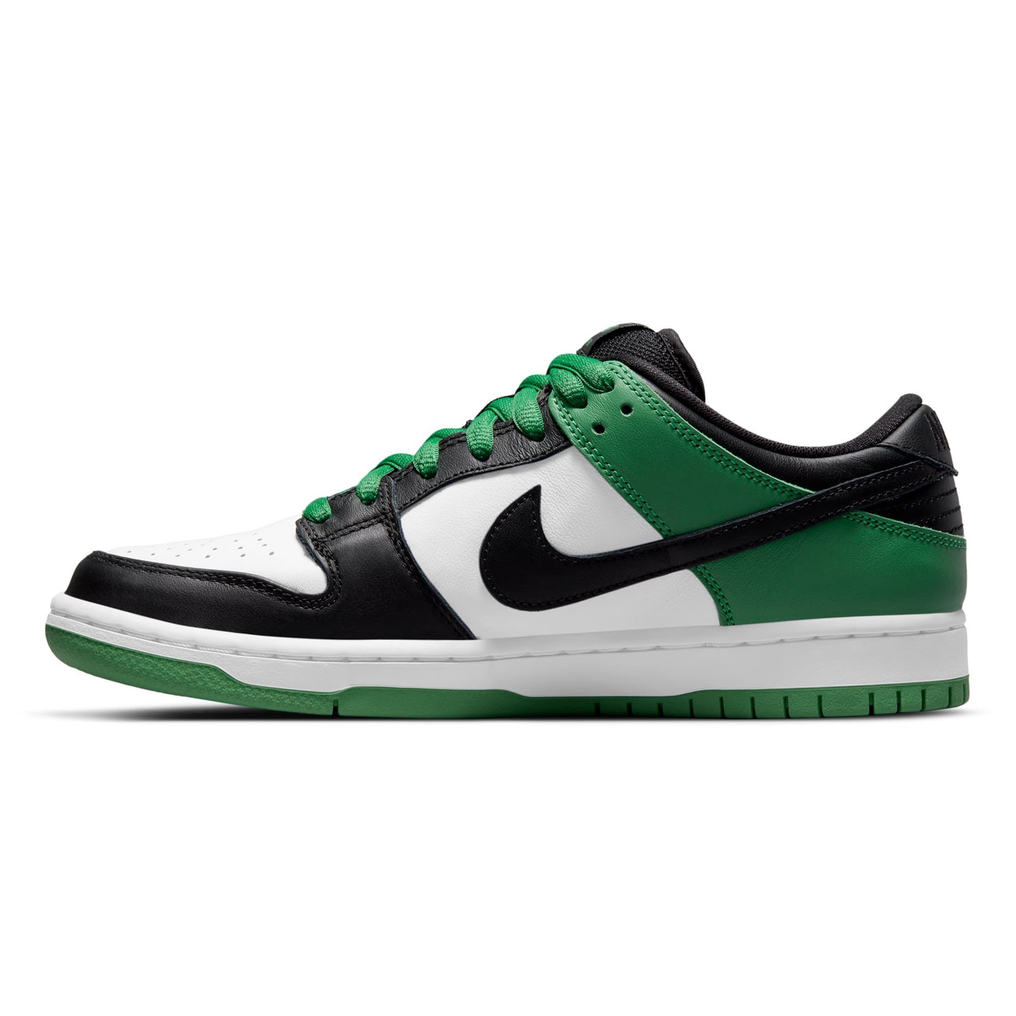https://admin.plaze-shop.de/wp-content/uploads/2024/05/BQ6817-302_NikeSB_DunkLowPro_greenblackwhite_plazeskateshop_3.jpg