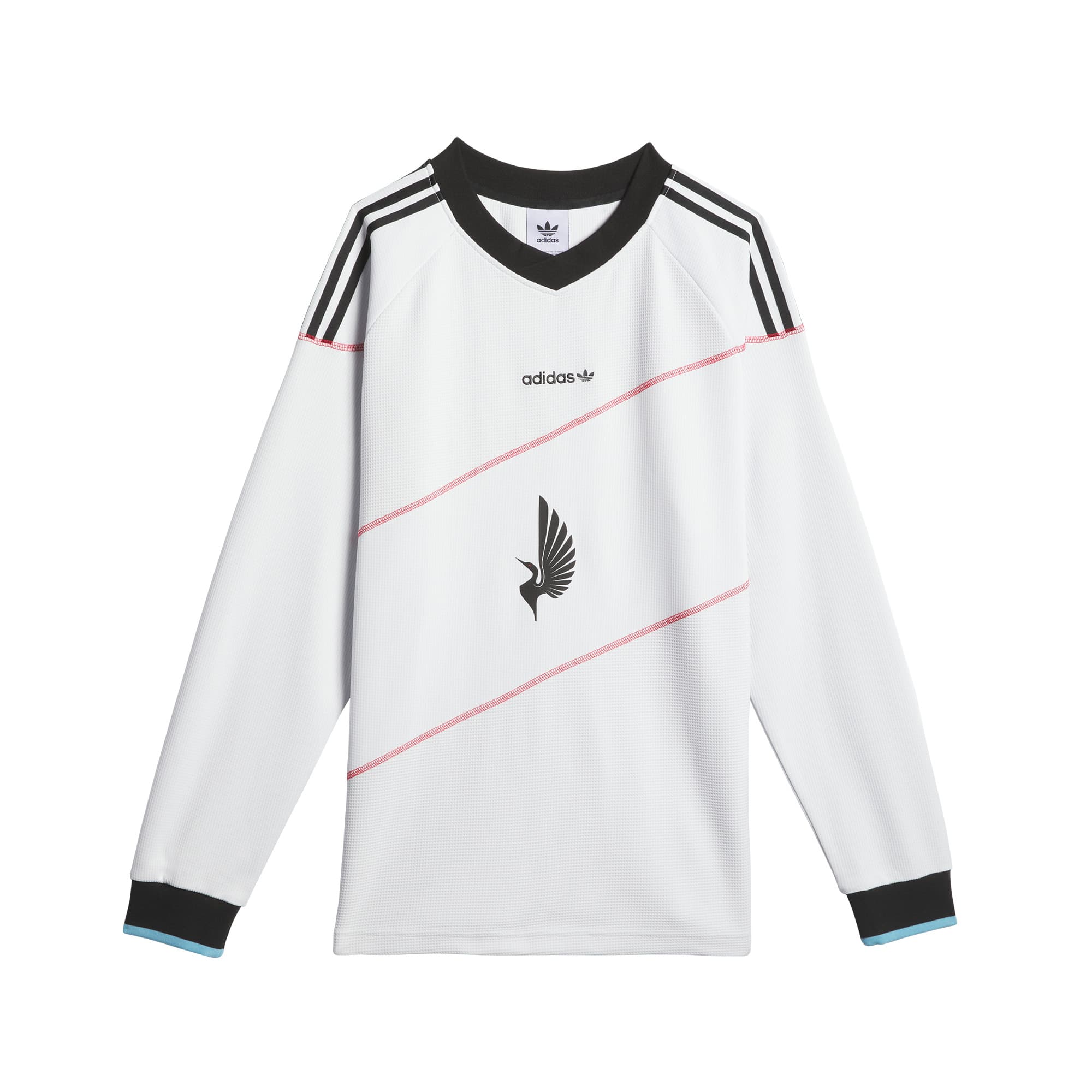 https://admin.plaze-shop.de/wp-content/uploads/2024/09/JF8854_AdidasSkateboarding_FamiliaxMNUFC_Thermal_Longsleeve_white-black_plazeskateshop_1.jpg