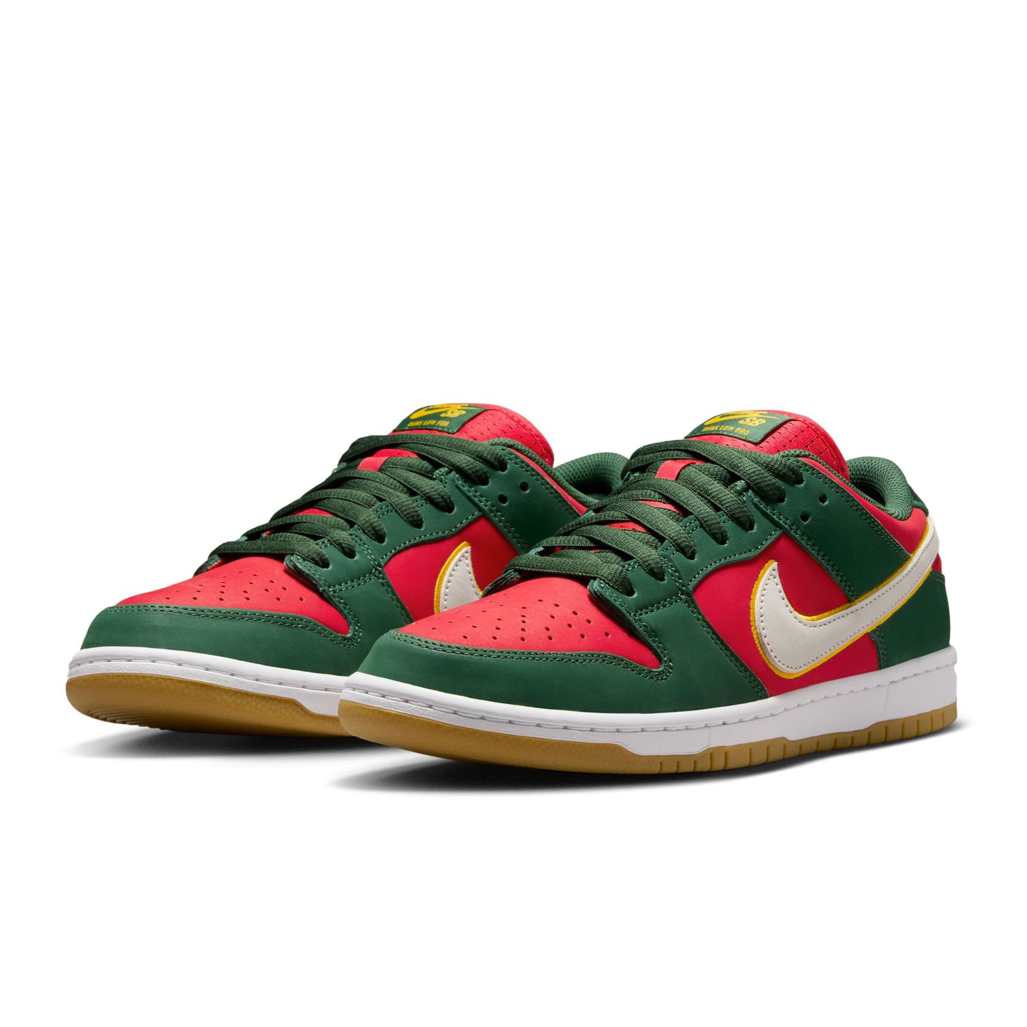 https://admin.plaze-shop.de/wp-content/uploads/2024/11/FZ1287300_NikeSB_Dunk-Low-Pro-PRM_fir-white-university-gold_plaze-skateshop_4.jpg