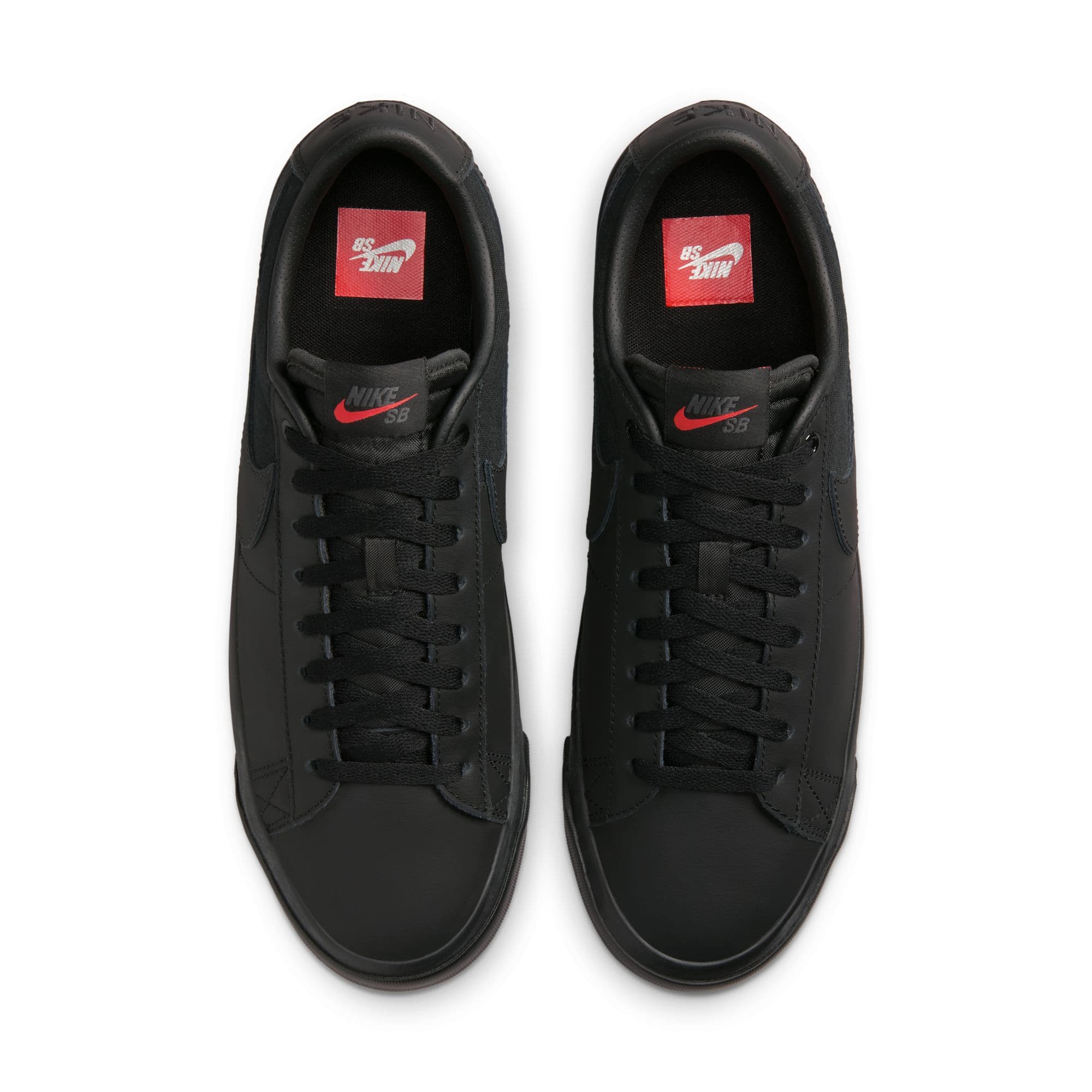 https://admin.plaze-shop.de/wp-content/uploads/2024/12/NikeSB_DR9099_001_Blazer_Low_Pro_GT_ISO_plaze-shop_1-8.jpeg