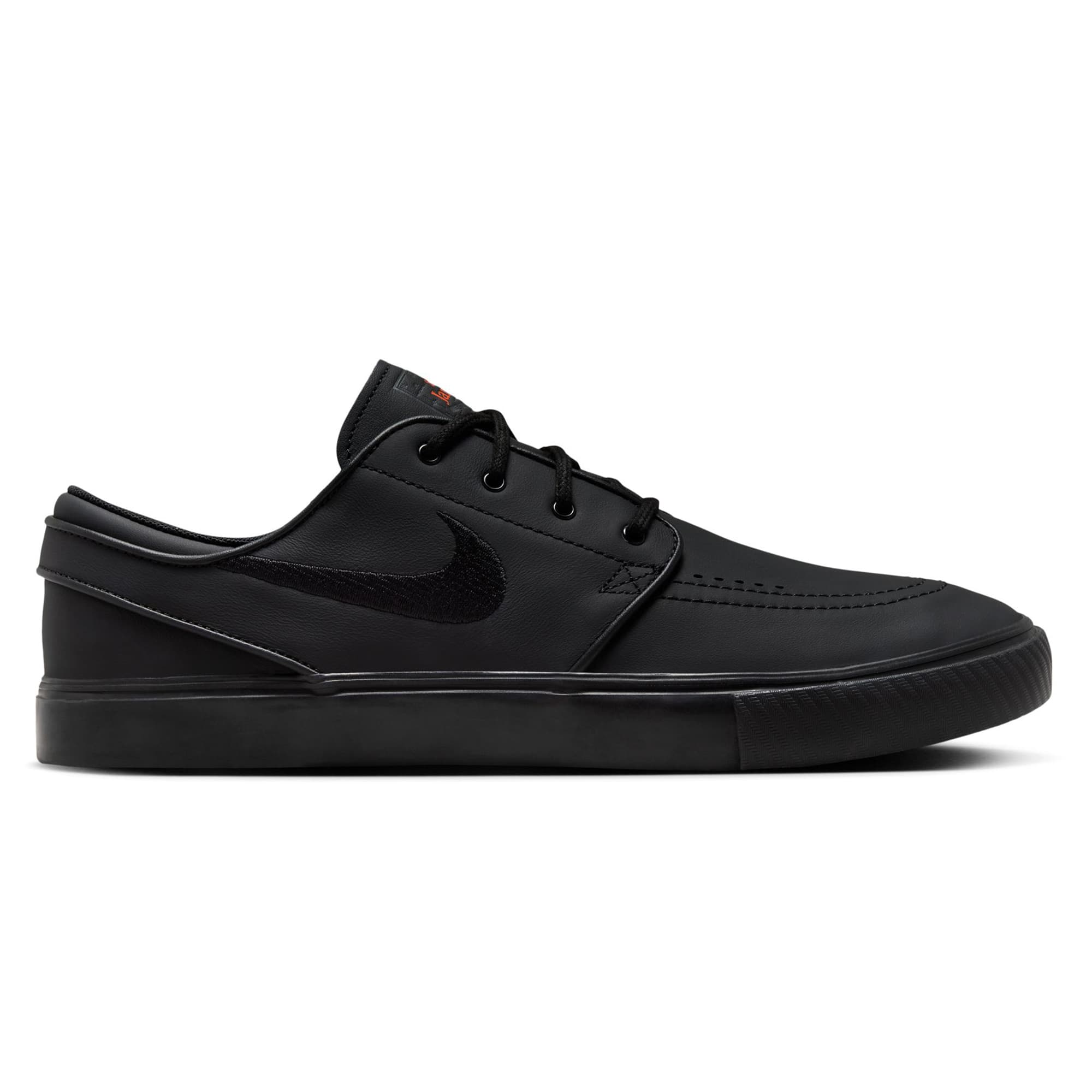 https://admin.plaze-shop.de/wp-content/uploads/2024/12/NikeSB_Janoski_ISO_FQ7621_001_plaze-shop_1-1.jpeg