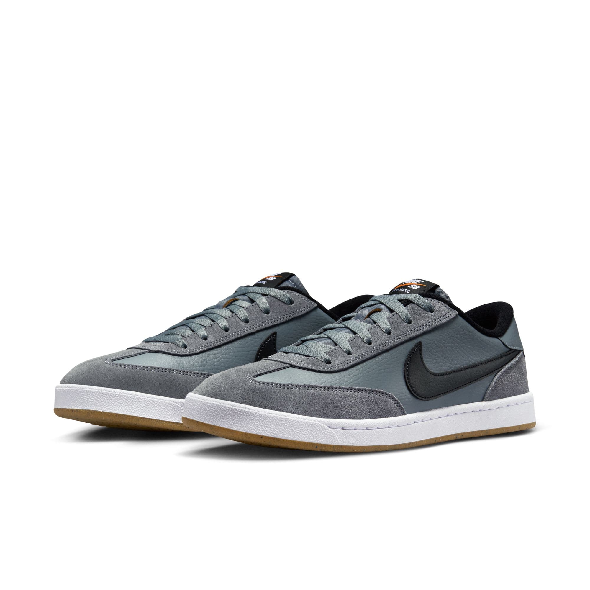 https://admin.plaze-shop.de/wp-content/uploads/2025/02/NikeSB_FC_Classic_909096_003_plaze-shop_1-7.jpeg