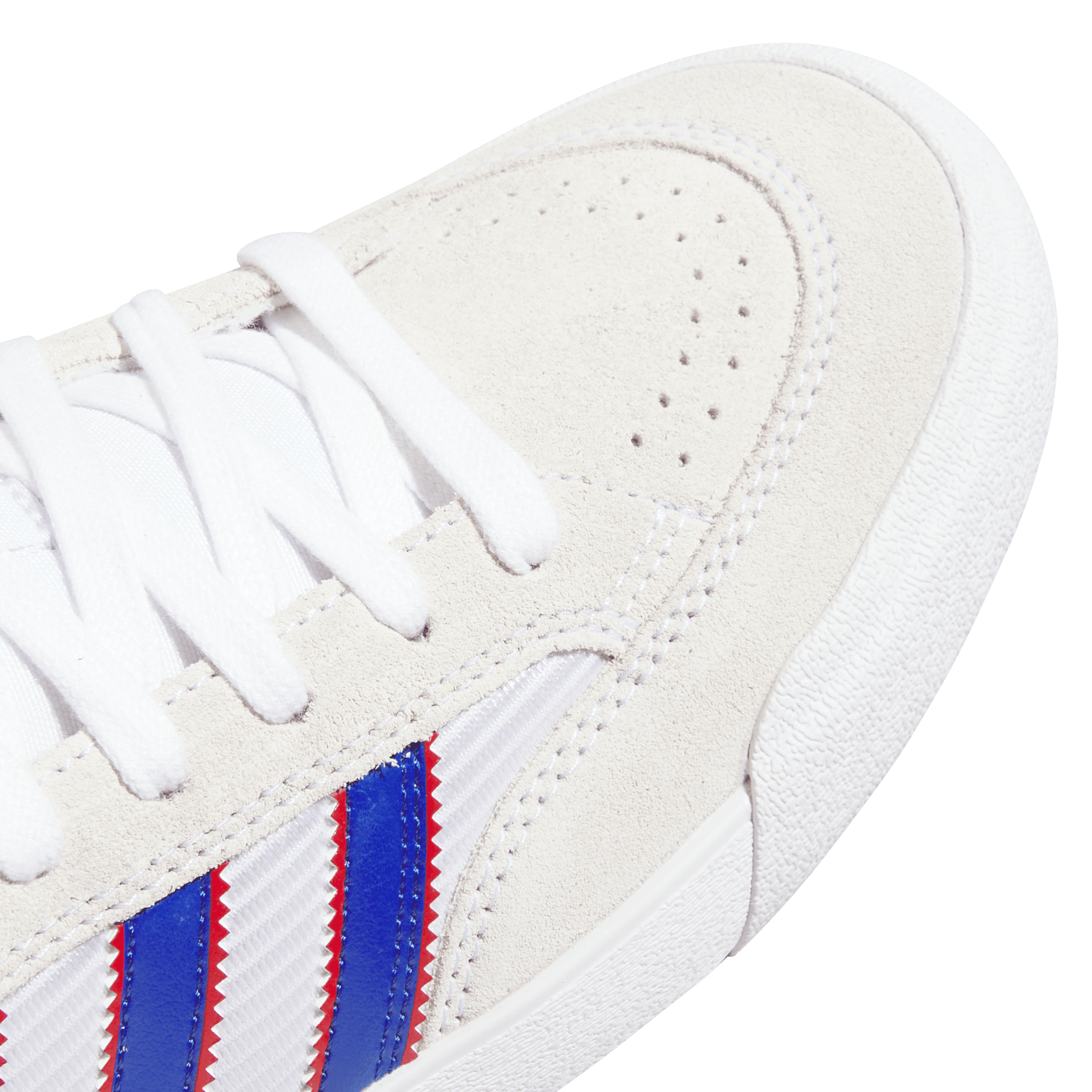 https://admin.plaze-shop.de/wp-content/uploads/2025/06/ADIDAS_Nora_white-red-blue_JP8585_plaze-skateshop_1-6.png