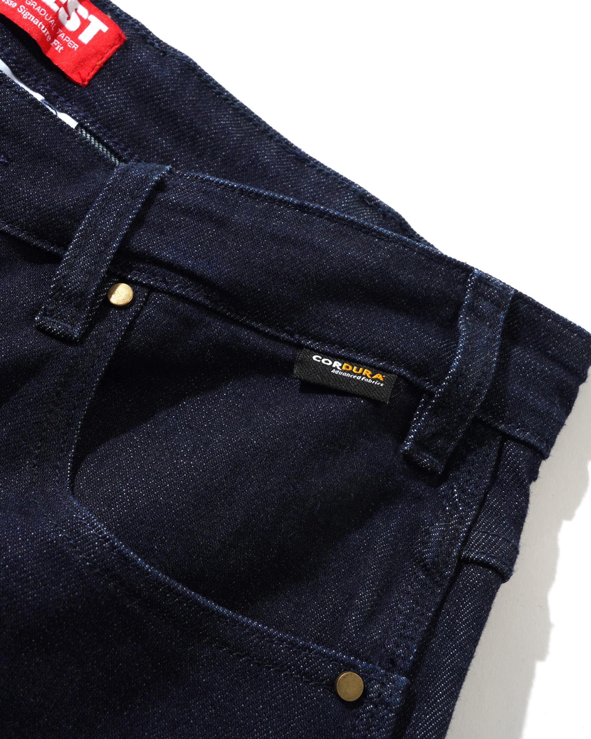 https://admin.plaze-shop.de/wp-content/uploads/2025/08/Santosuosso-Denim-Pants-Cordura-Denim-3-scaled.jpg