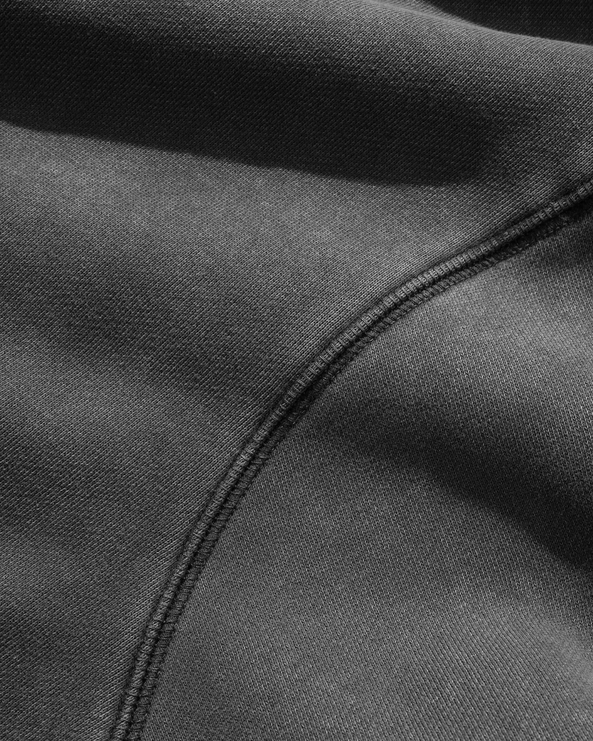 https://admin.plaze-shop.de/wp-content/uploads/2025/08/alpine_crewneck_black_buttergoods_plaze-skateshop-3-scaled.jpg