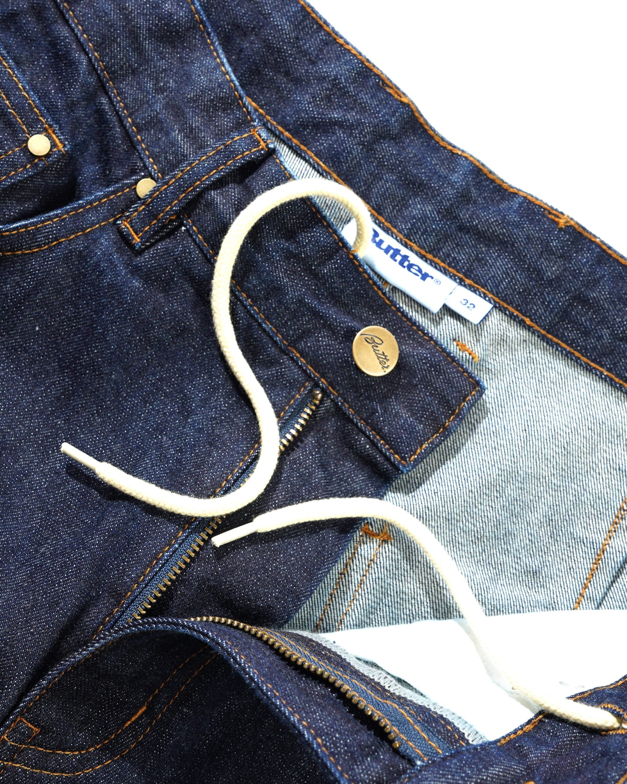 https://admin.plaze-shop.de/wp-content/uploads/2025/08/wide_cut_denim_jeans_selvedge_blue_buttergoods_plaze-skateshop-4-scaled.jpg