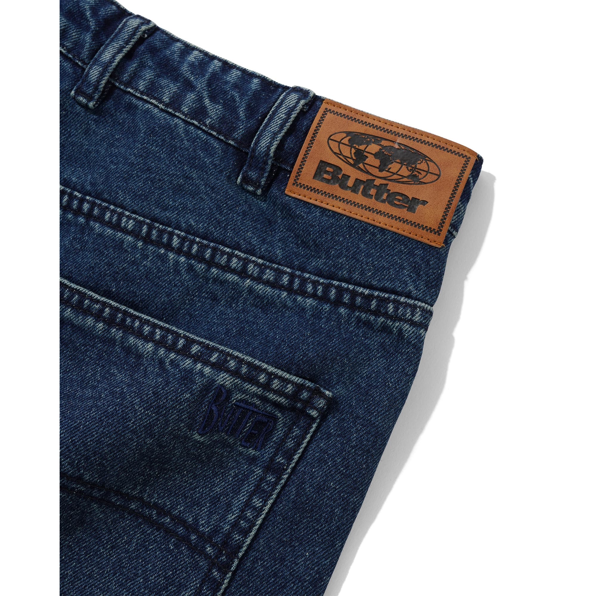https://admin.plaze-shop.de/wp-content/uploads/2026/02/straight_leg_denim_distess_indigo_buttergoods_plaze-skateshop-3.jpg