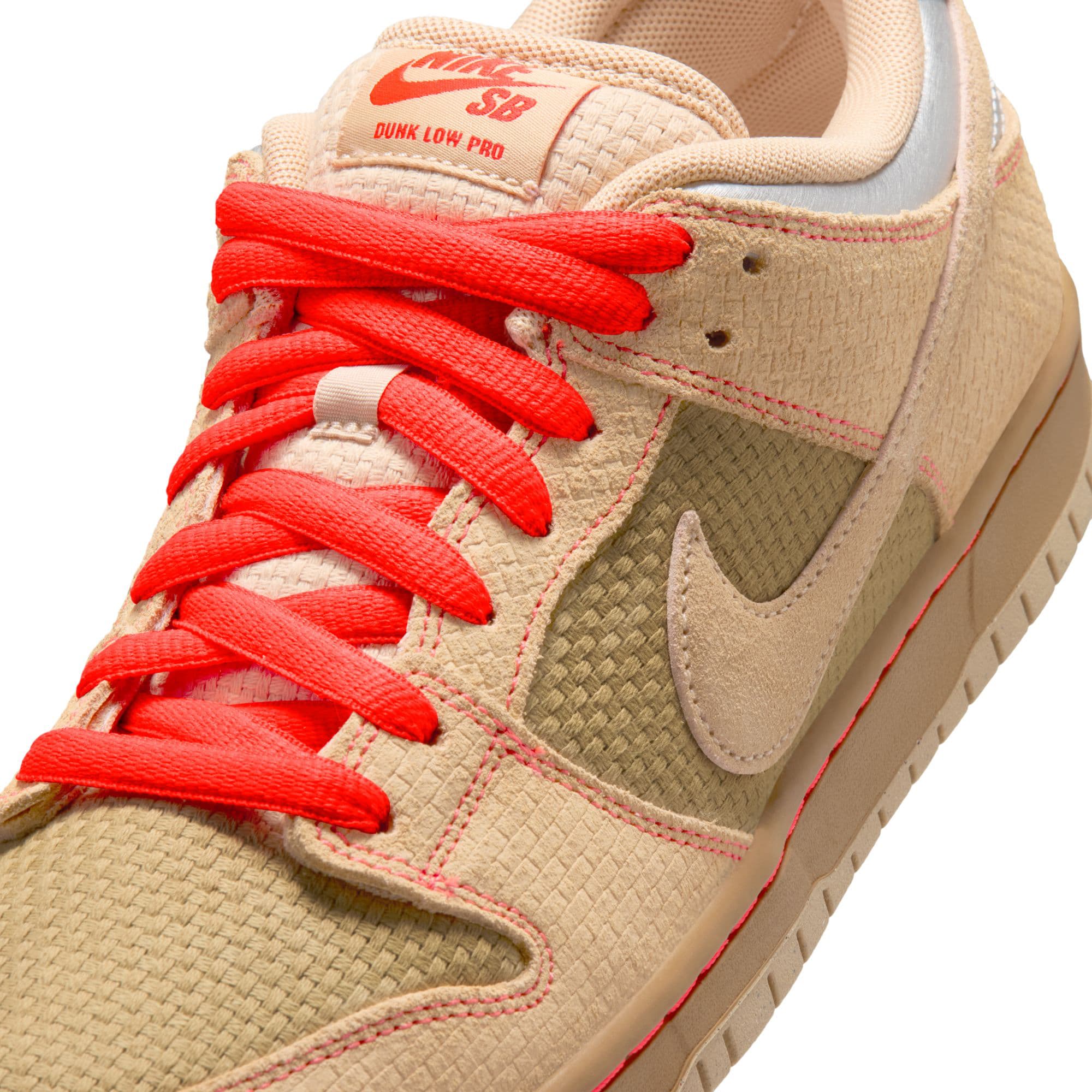 https://admin.plaze-shop.de/wp-content/uploads/2026/04/IB6206-701_NikeSB_Dunk-Low-Pro_canvas-vachetta-tan_plaze-skateshop_7.jpg