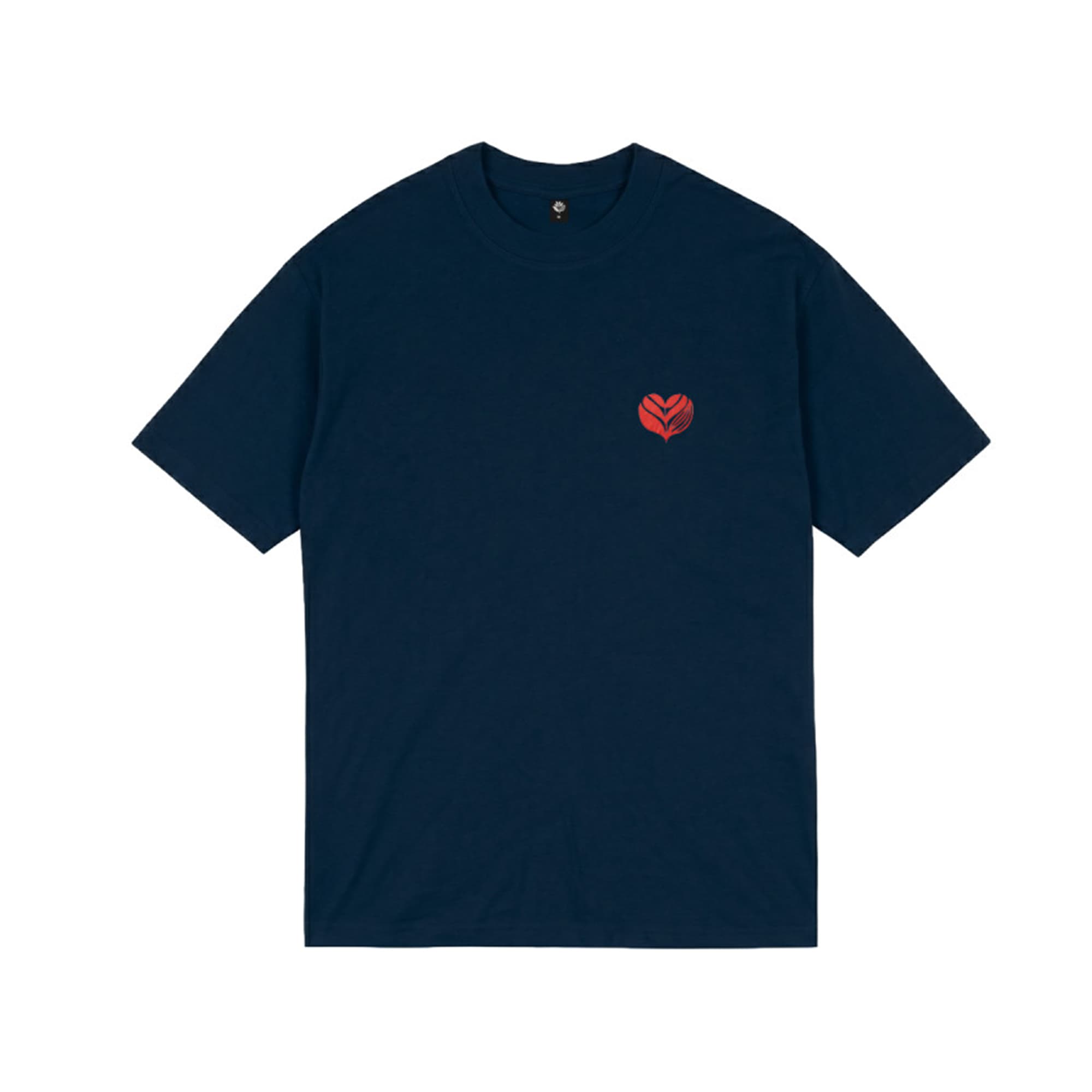 https://admin.plaze-shop.de/wp-content/uploads/2026/05/Magenta_love_tee_navy_plaze-skateshop.jpg