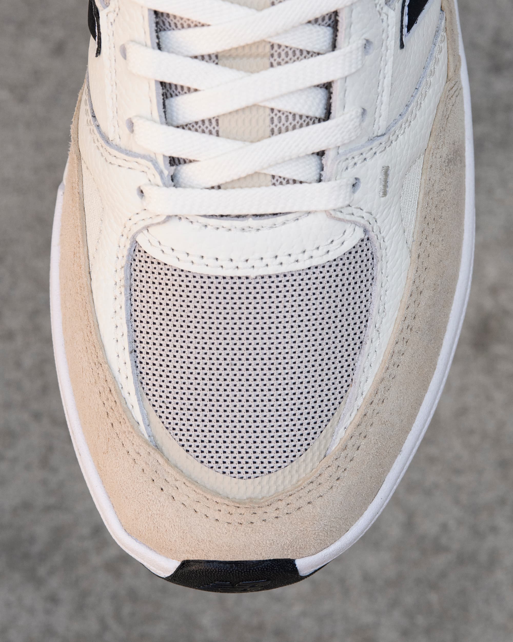 https://admin.plaze-shop.de/wp-content/uploads/2026/06/New-Balance_Numeric_UN933One_933_Reynolds_Quicksand_plaz-skateshop-7.jpg