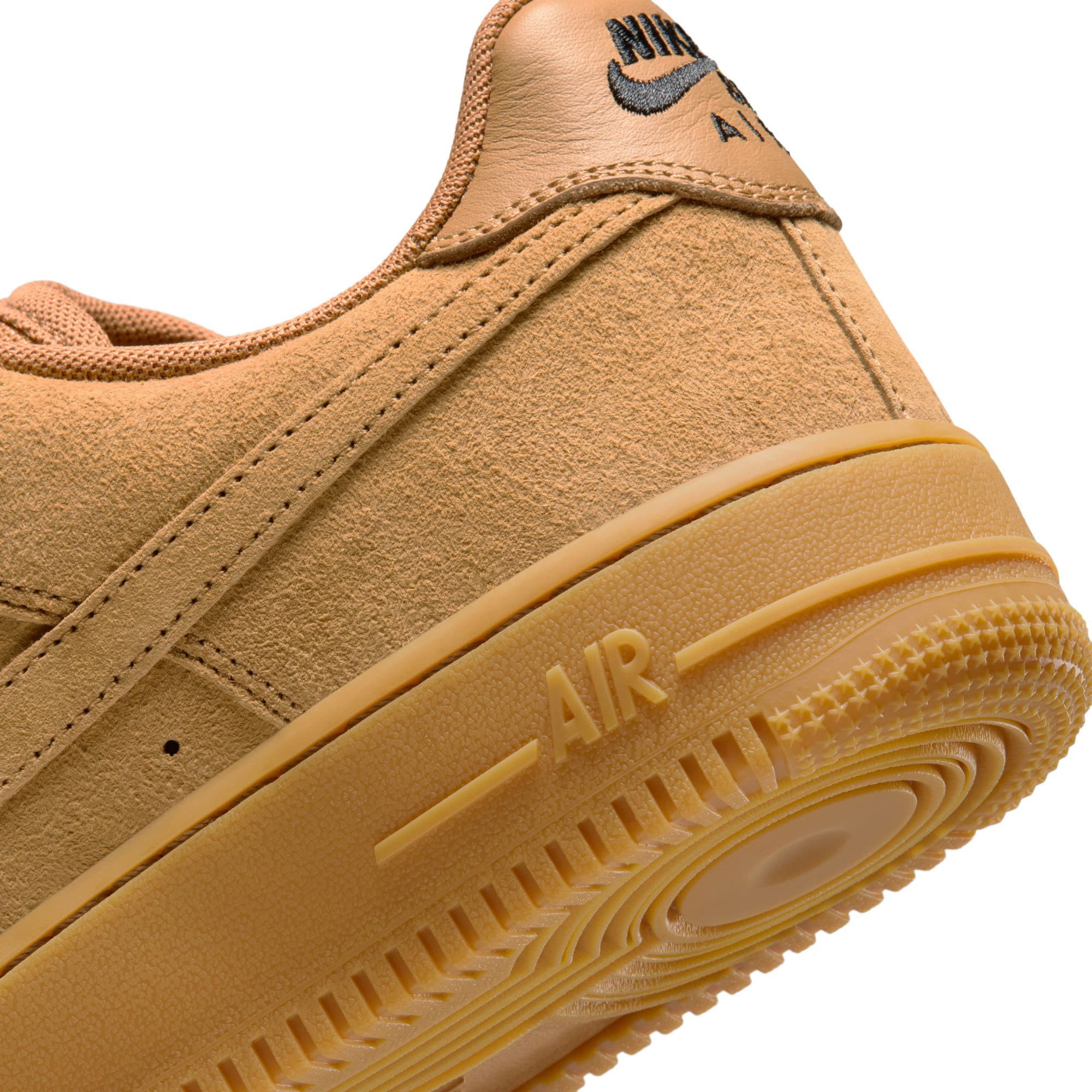 https://admin.plaze-shop.de/wp-content/uploads/2026/06/nike_sb_air_force_1_HM8517-200_plaze-skateshop9.jpg