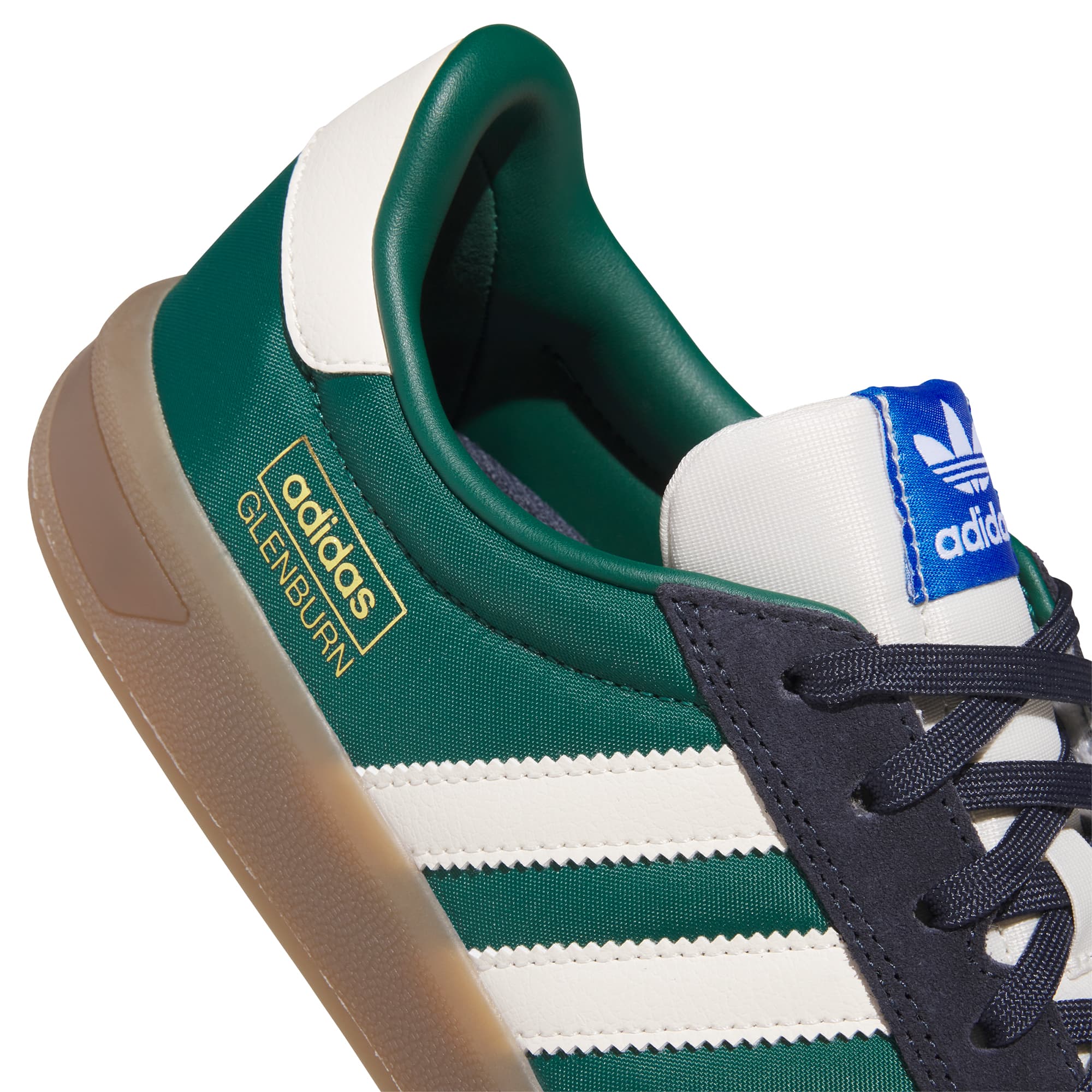 https://admin.plaze-shop.de/wp-content/uploads/2026/07/adidas_glenburn_green_blue_KJ5049_plaze-skatehsop7.jpg
