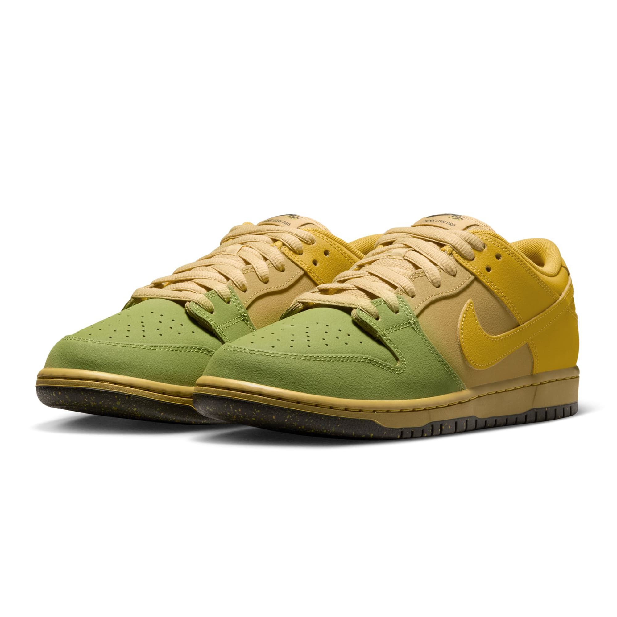 https://admin.plaze-shop.de/wp-content/uploads/2026/07/nike_sb_dunk_low_pro_safran_IO0427-300_plaze-skateshop4.jpg