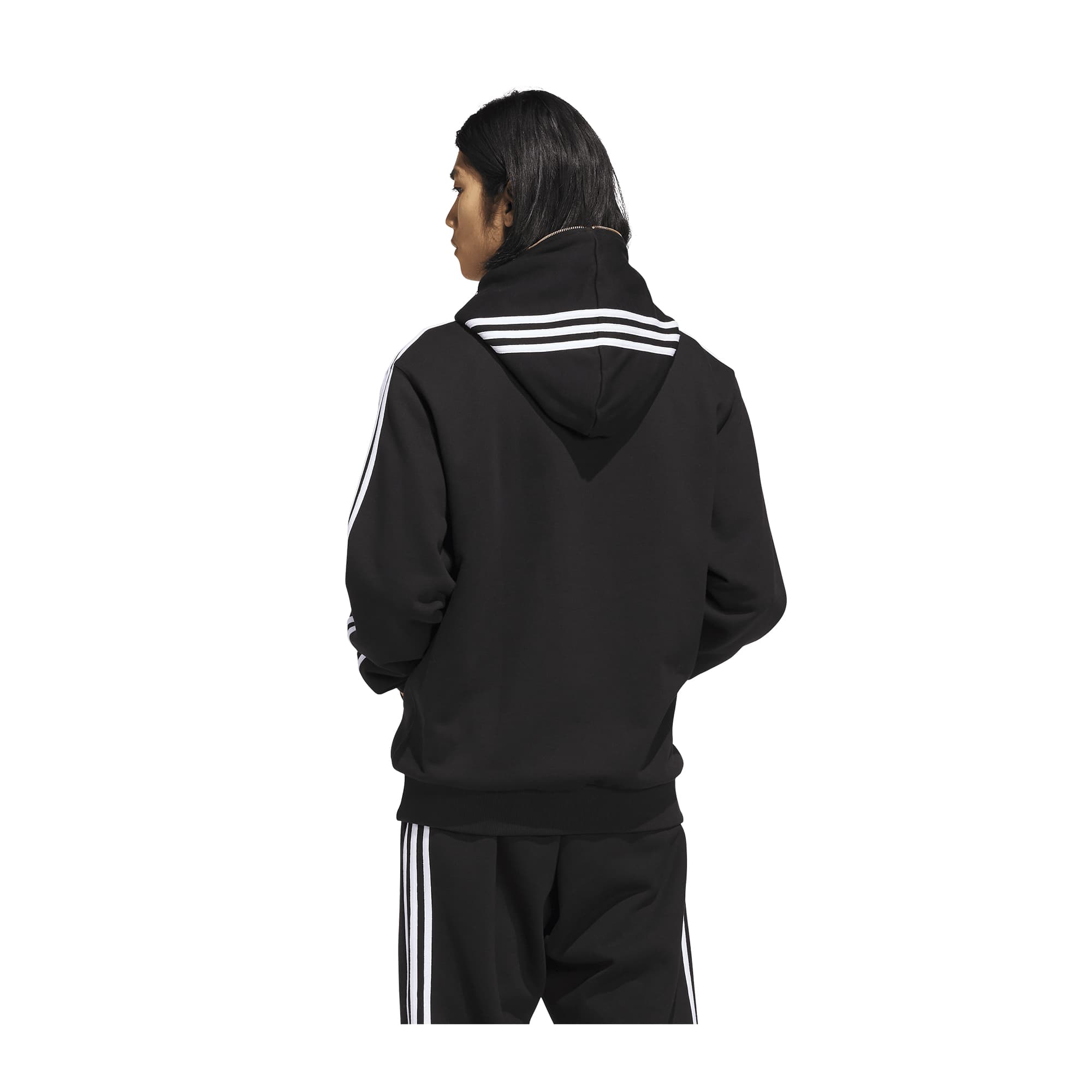 https://admin.plaze-shop.de/wp-content/uploads/2026/08/adidas_skateboarding_tyshawn_track_jacket_black_white_KT1845_plaze-skateshop-5.jpg