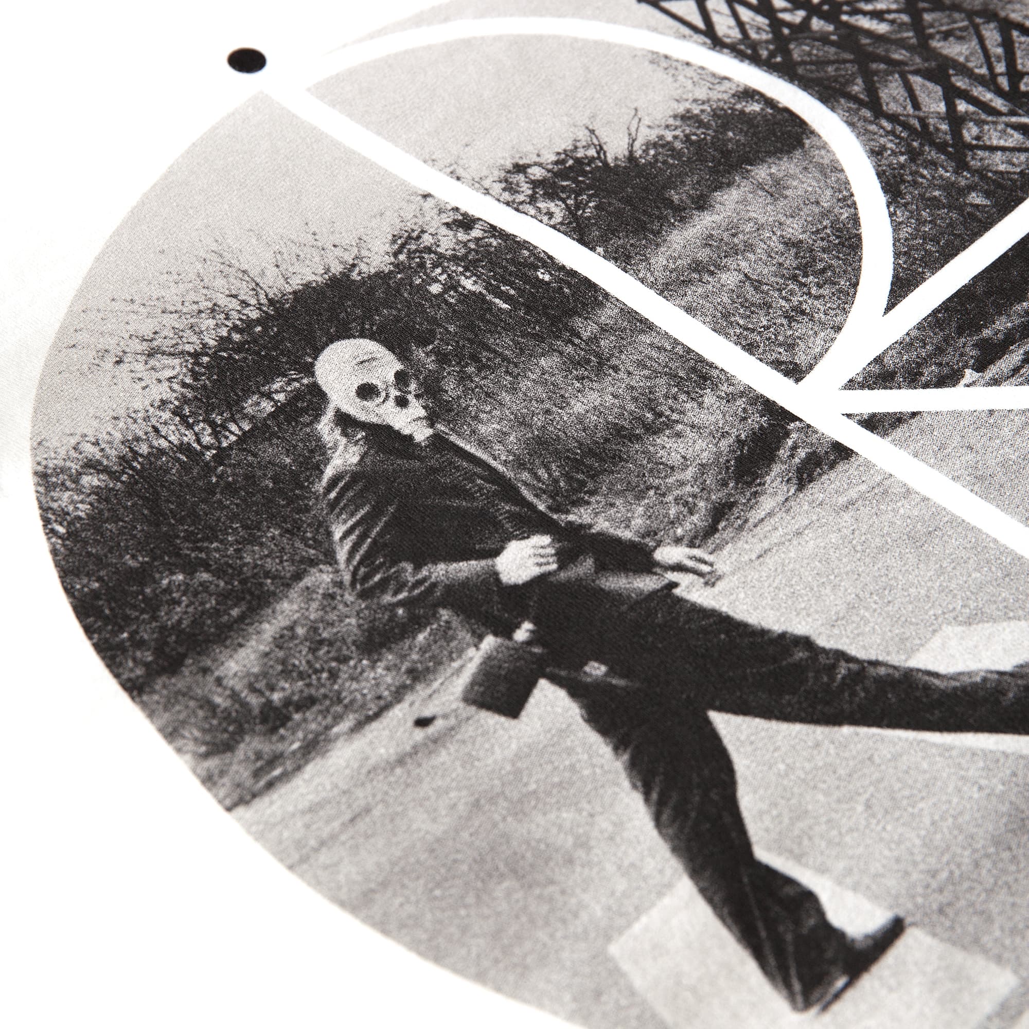 https://admin.plaze-shop.de/wp-content/uploads/2026/08/polar_skate_co_fill_logo_kiez_cros_white_plaze-skateshop3.jpg