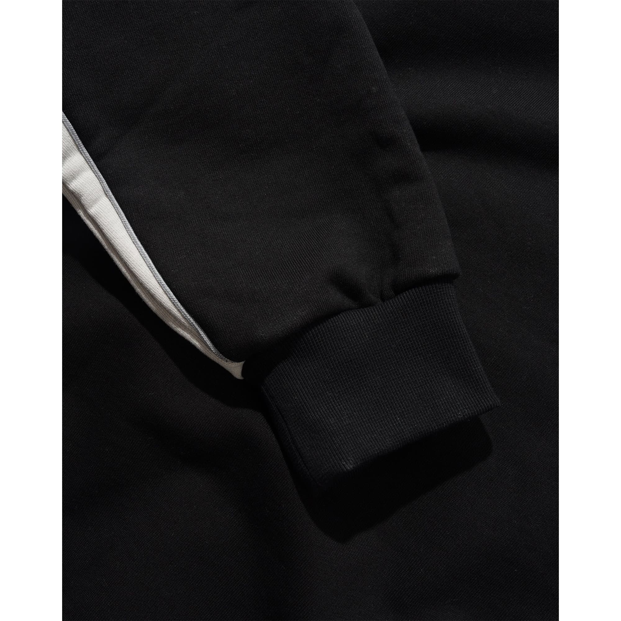 https://admin.plaze-shop.de/wp-content/uploads/2026/09/buttergoods_match_crewneck_black_plaze-skateshop3.jpg
